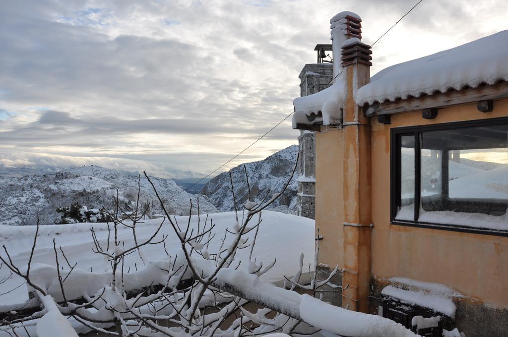 Hotel Archontiko Mystras Exterior foto