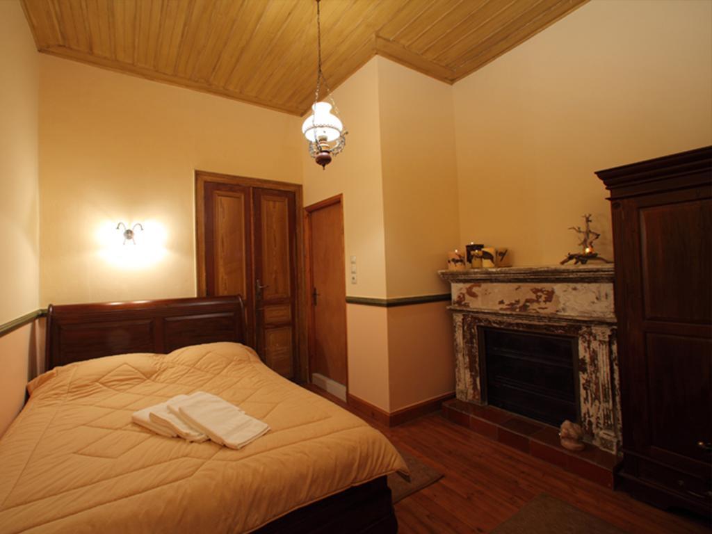 Hotel Archontiko Mystras Zimmer foto