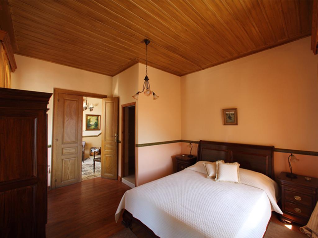 Hotel Archontiko Mystras Zimmer foto